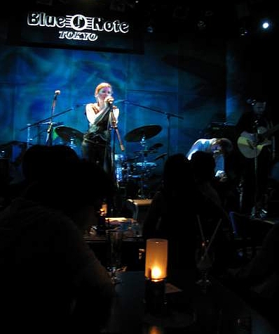 Anna Maria Jopek w Blue Note Tokyo (Fot. Monika)