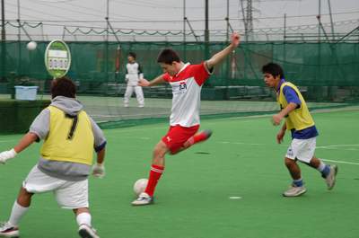 przy pilce Sebastian, Yamato 23.01.2003 (fot. JK)